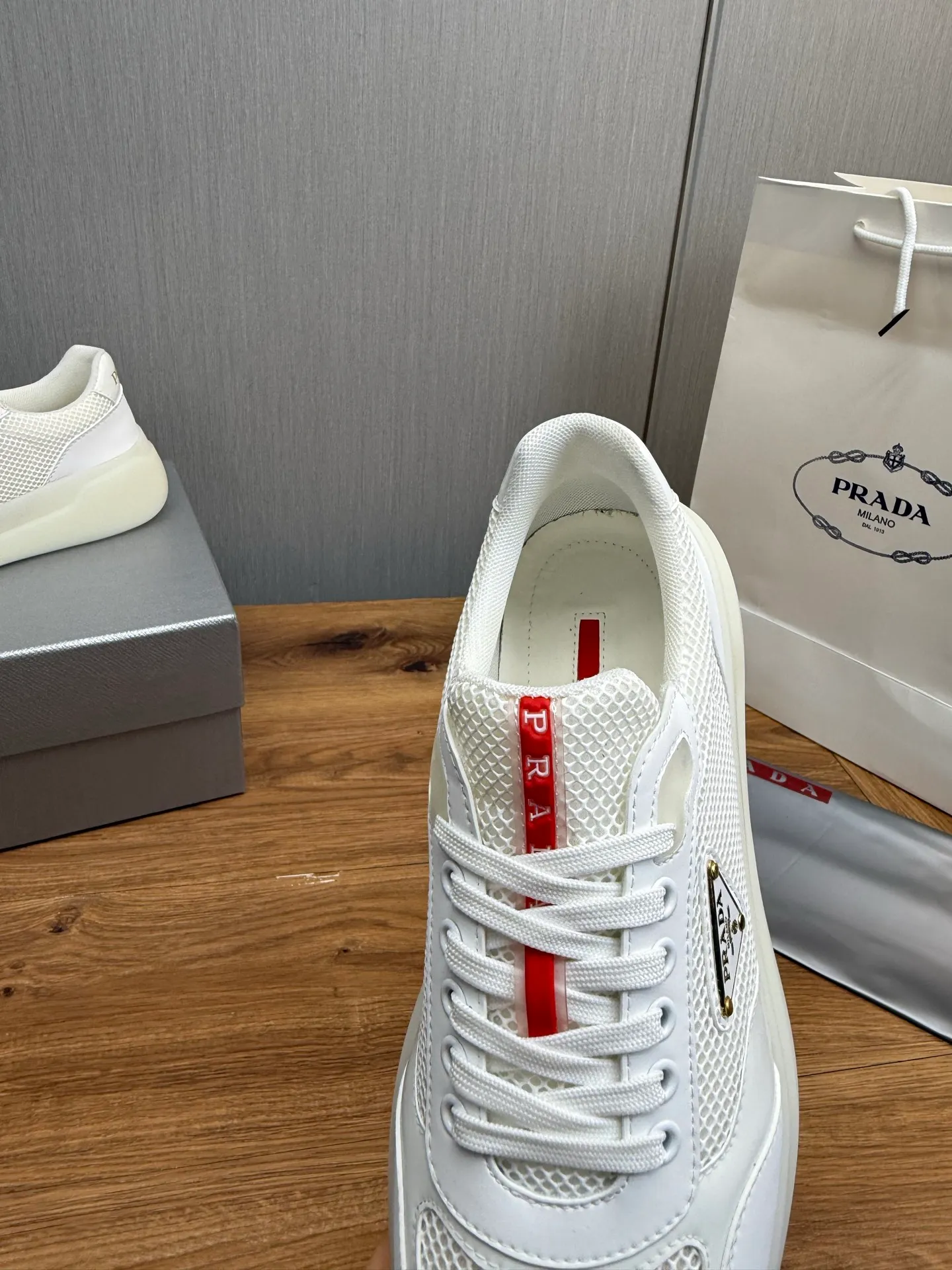 Factory price 620💰 [PRADA] Official website synchronizes new models, high-quality shipments ✔️Hot sale🔥 Original cowhide + cowhide lining, 1🆚1 replica, original bottom, 38-45 (men's 45 is custom-made and cannot be returned)